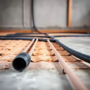 Jak montuje się ogrzewanie podłogowe